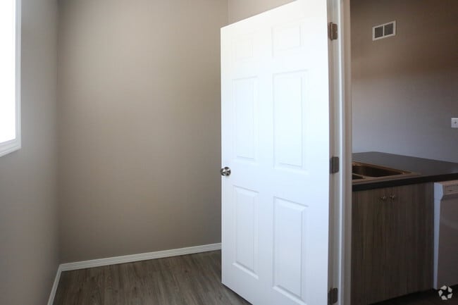 Trails End Apartments