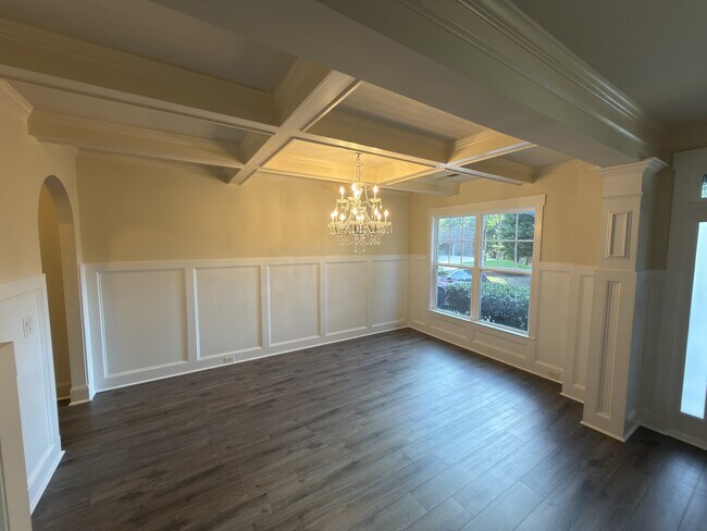 Photo - 5825 Trailwood Ct