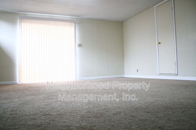 Photo - 898 W San Gabriel Ave