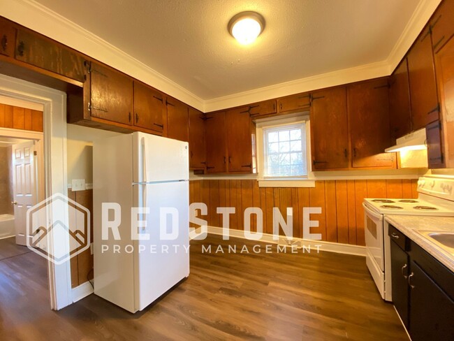 Photo - 416 Cleveland Ct