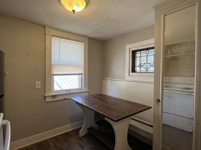 Photo - 2 Bedroom for Lease