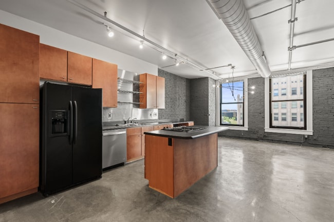 Photo - 1006 Olive St Unidad 701