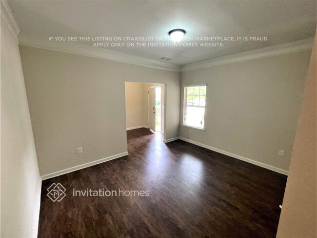 Photo - 2445 Valley Creek Dr