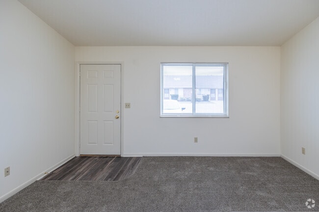 1BR Arbor - Living Room