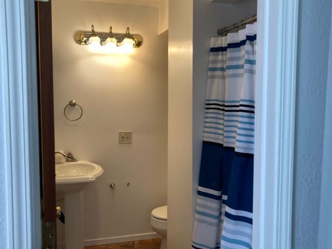 Photo - 6170 Plymouth Ave Unit Ground floor