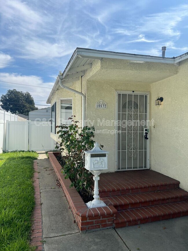 Photo - 10532 La Mirada Blvd