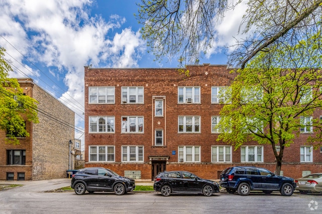 Building Photo - 3042 W Sunnyside Ave Unit D1 Rental