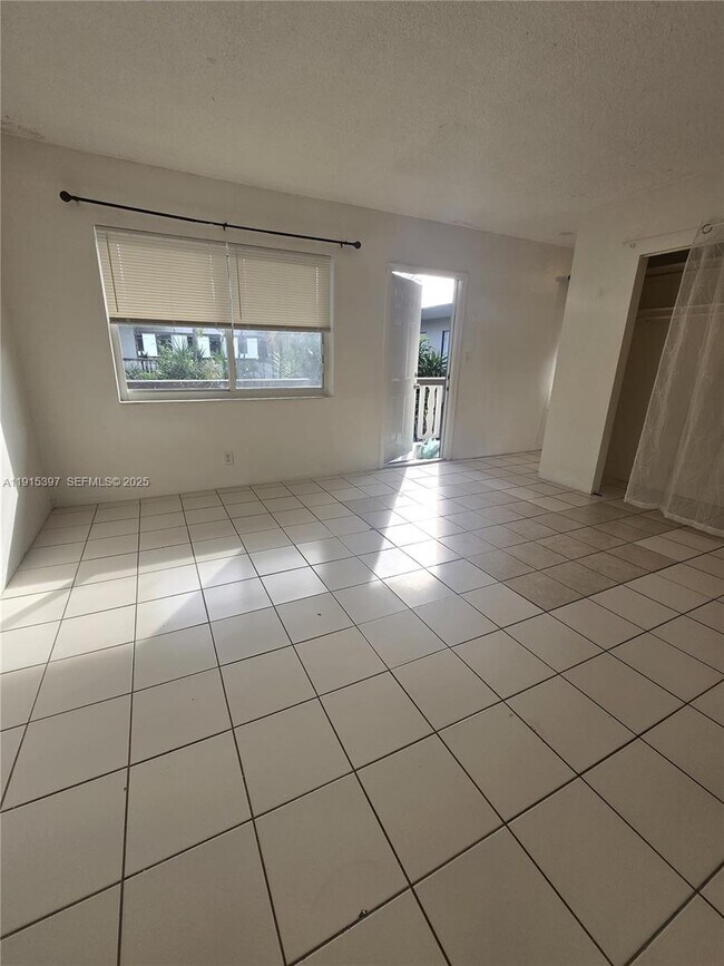 Photo - 1400 N 17th Ave Unit 17