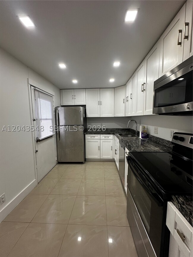 Photo - 3475 N Country Club Dr Unit 315