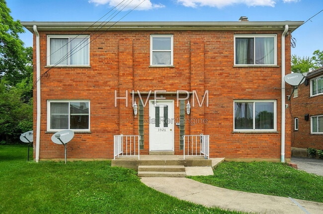 Building Photo - 3926 E Gatewood Ln Unit 2