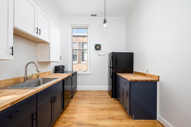 Photo - 117 Pearl St Unidad 2