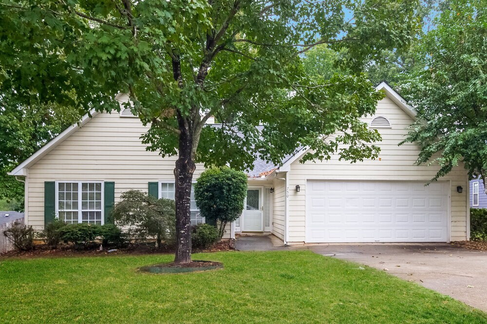 Photo - 750 Paris Dr