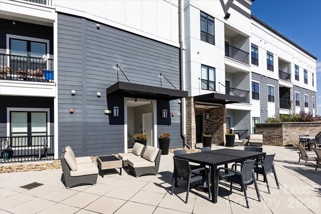 Photo - 3630 N Davidson St Unit 2213