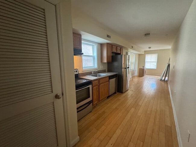 Building Photo - 1526 N 17th St Unit 2