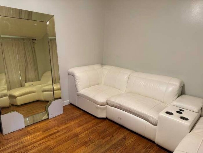 Photo - 11540 S Racine Ave