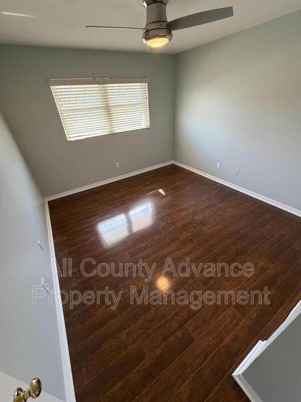 Photo - 218 Dogwood Cir