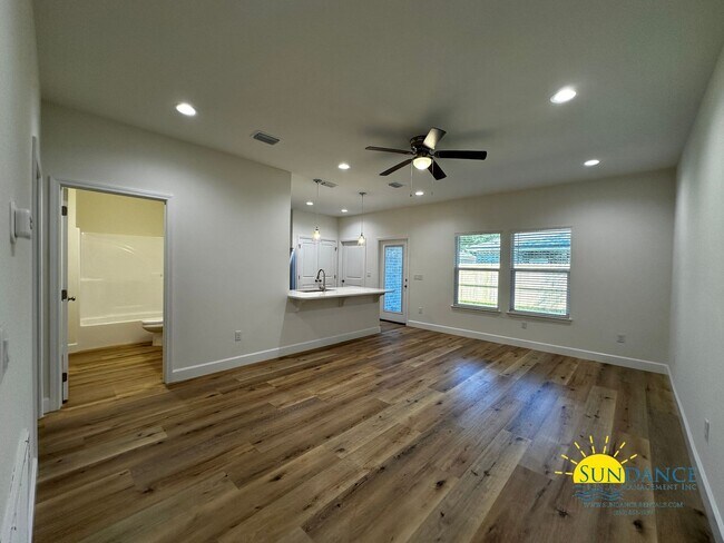 Photo - Lovely New Construction Unit in Fort Walto...