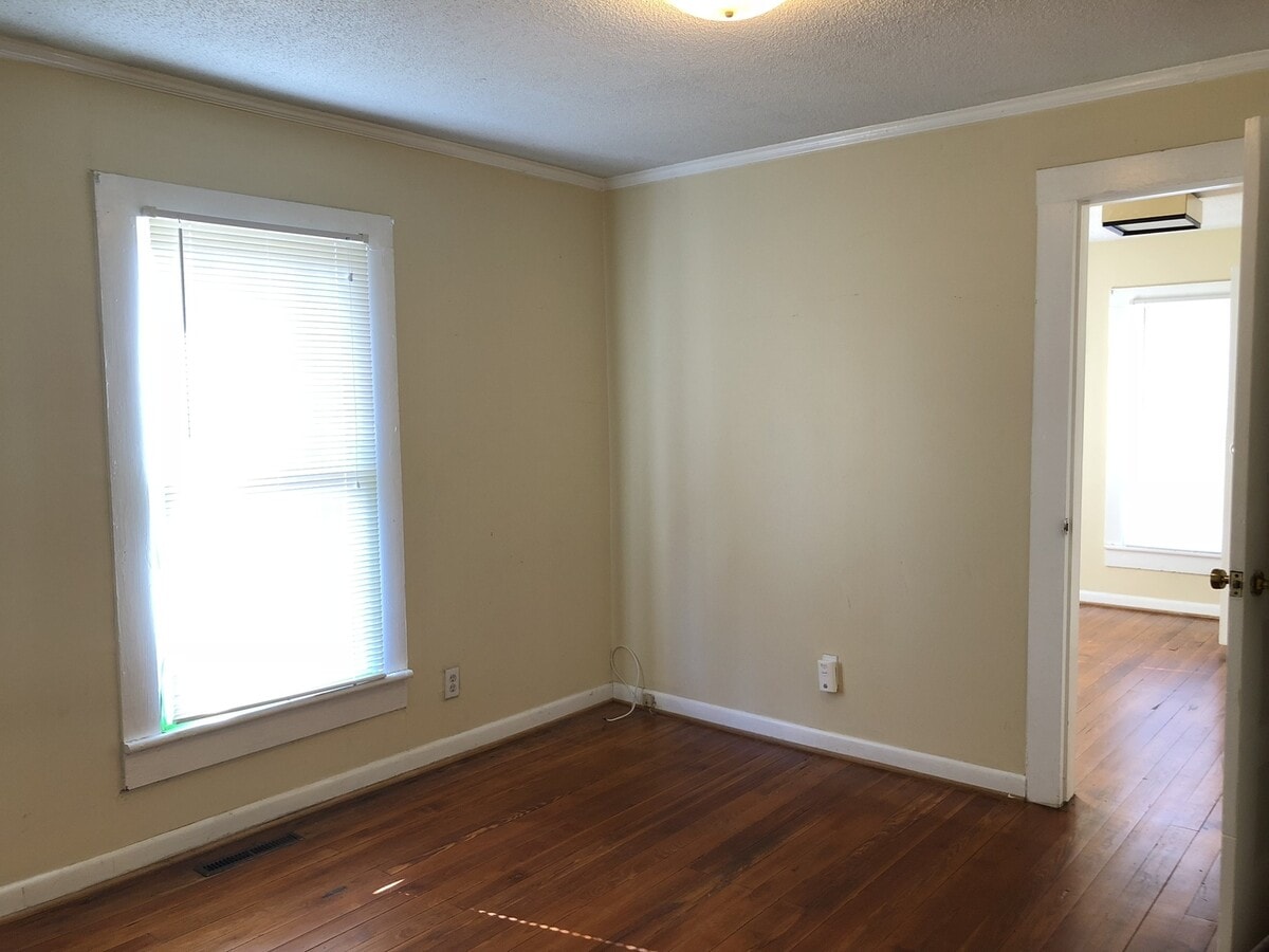 Photo - 1 Bedroom Home with 2nd Bedrooom Option