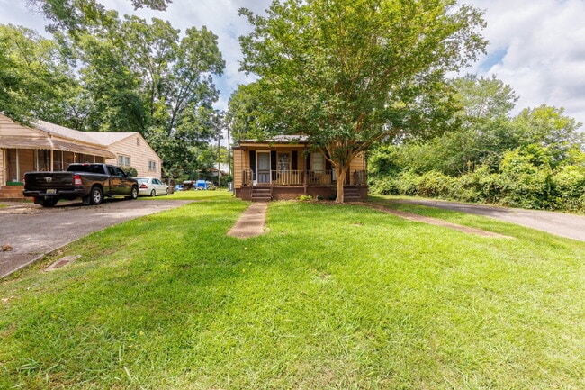 2 Bedroom Duplex in Bessemer
