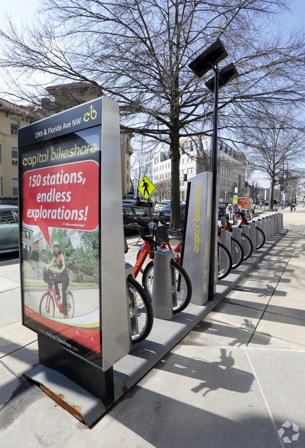 Photo - 1929 18th St NW