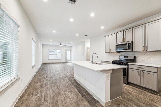 Photo - 3004 Ludgate Hill Ln