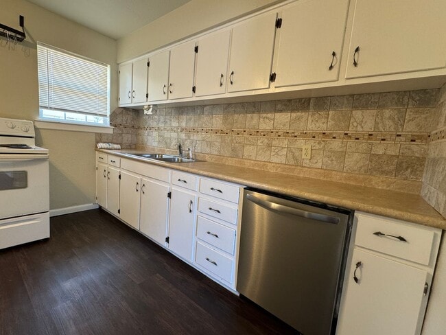 Photo - 5407 NW Kinyon- COMING SOON!