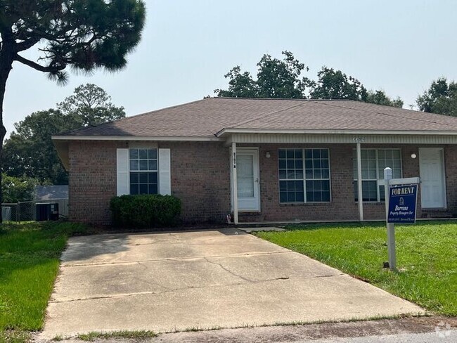 Building Photo - Gulf Breeze - Greenbriar Estates - 2 bedro... Rental
