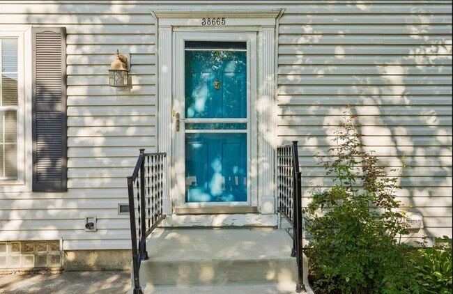 Photo - 38655 Bayside Ct