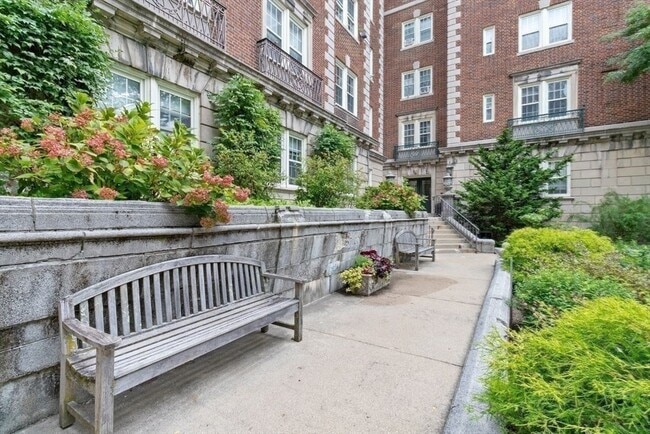 Photo - 3 Arlington St Unit 52