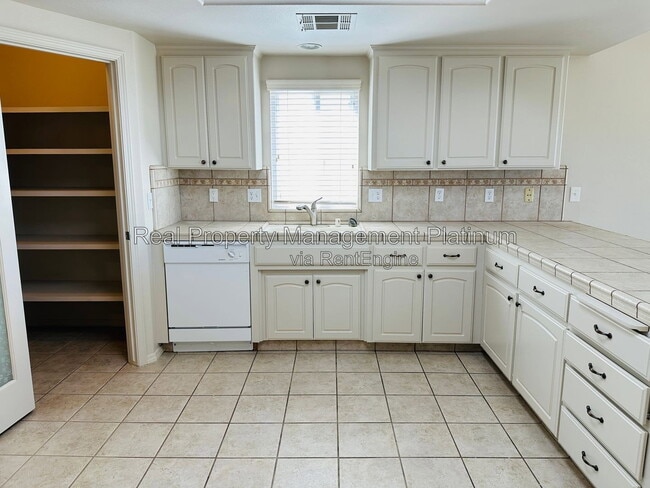 Photo - 1648 Camino Ln