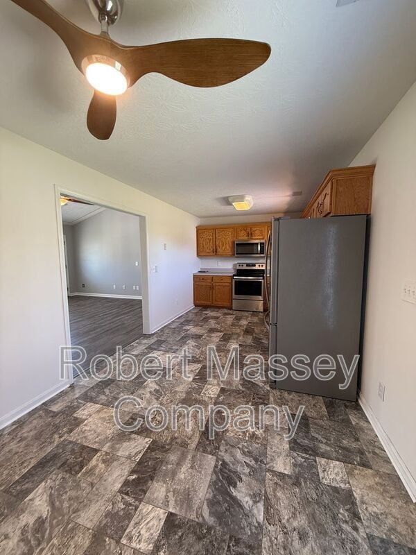 Photo - 137 Stone Creek Ct