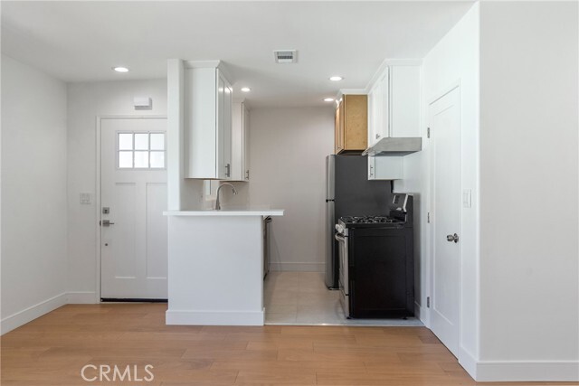 Photo - 545 E 99th St Townhome