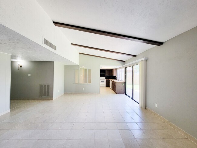 Photo - NICE 3 BEDROOM 2 BATH RENTAL HOME IN CY FA...