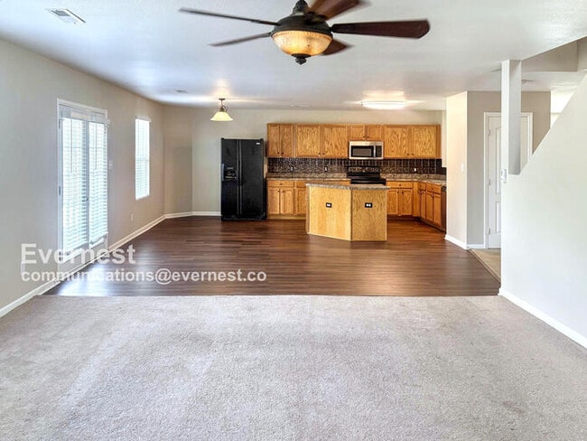 Photo - 319 Kenneth Blvd NW