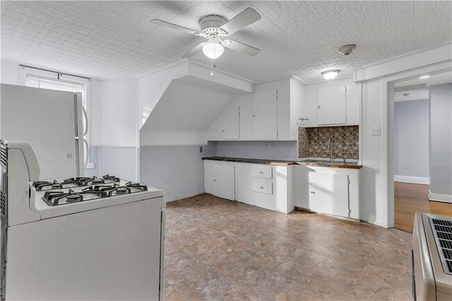 Photo - 244 Paradis Ave Unidad 3