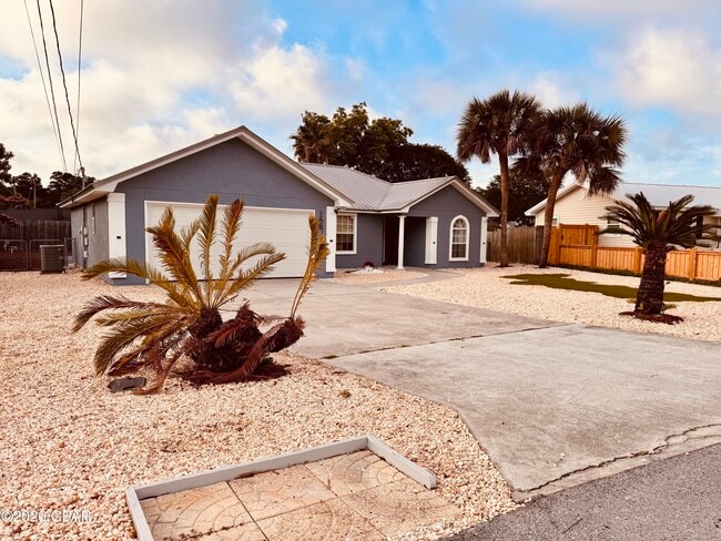 Photo - 127 Heather Dr