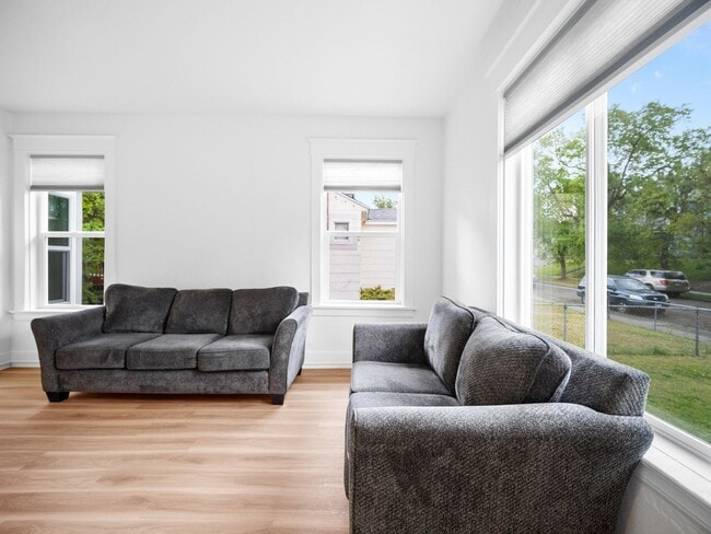 Photo - Quaint and Cute 1 Bedroom Close to Hospitals