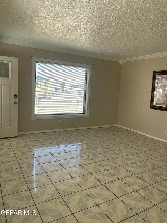 Photo - 252 Trinity Pl