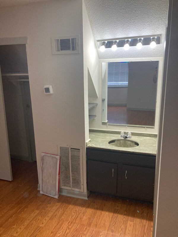 Photo - 436 Steele Blvd Unit 3