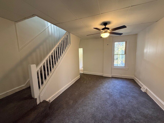 Photo - 5664 Heiskell St