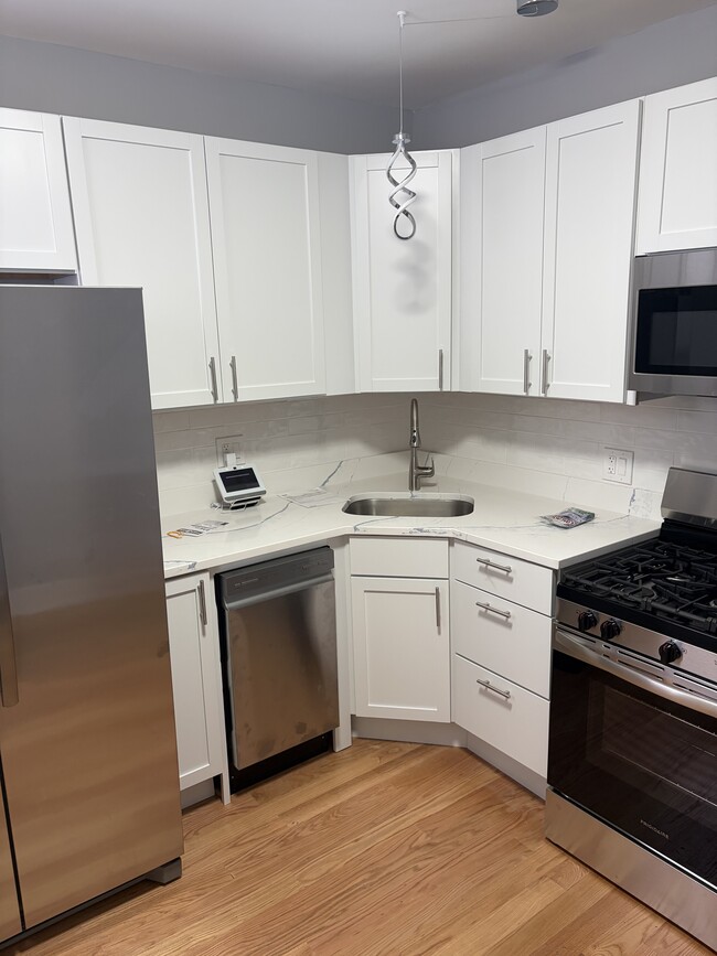 Photo - 1540 S Ridgeway Ave Unit #2