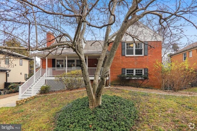 Building Photo - 9213 Cypress Ave Rental