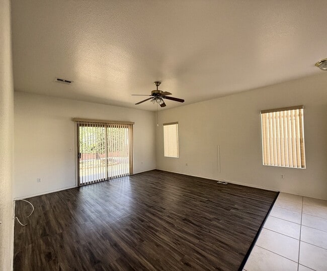 Photo - 2152 Indigo Creek Ave