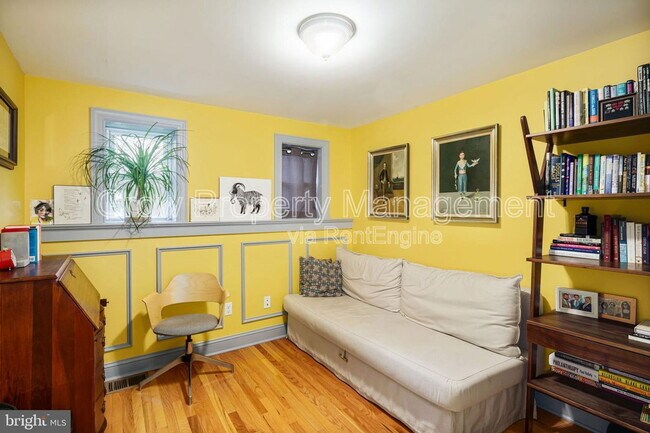 Photo - 928 Dudley St Rental