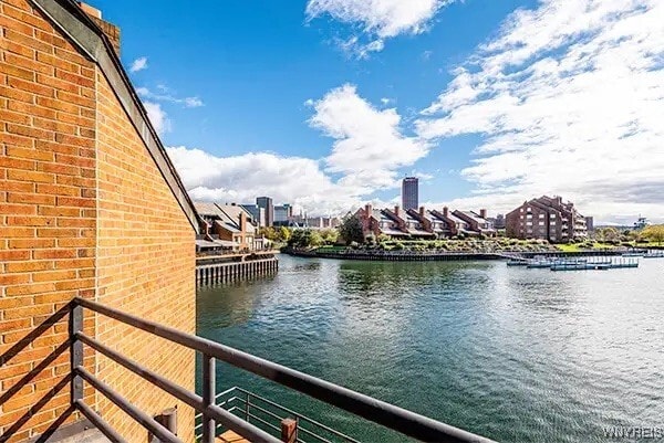 Building Photo - 160 Rivermist Dr