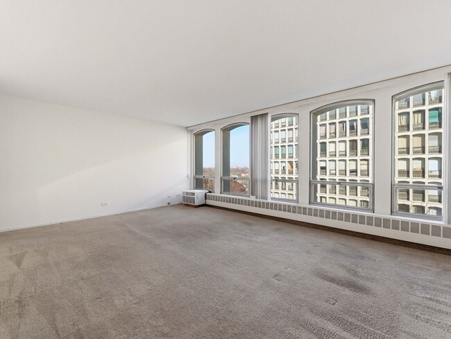 Photo - 1400 E 55th Pl Unit 703S