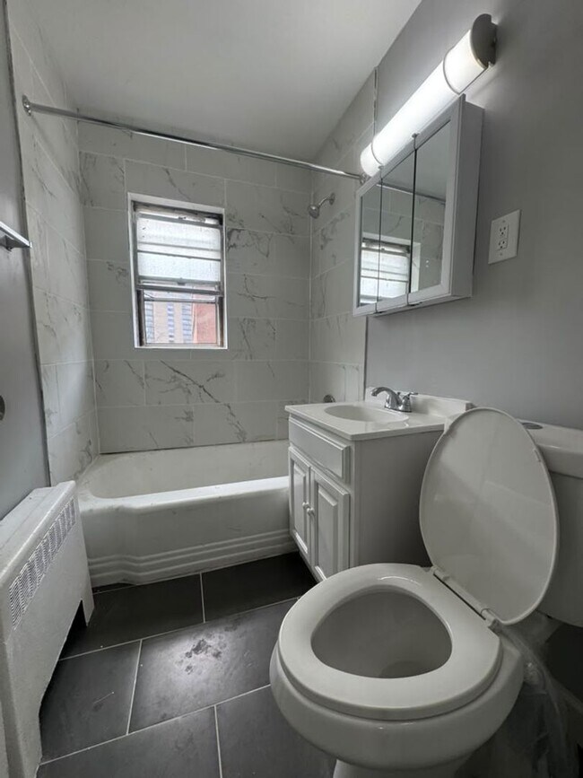 266 S Harrison St Unit 266 E