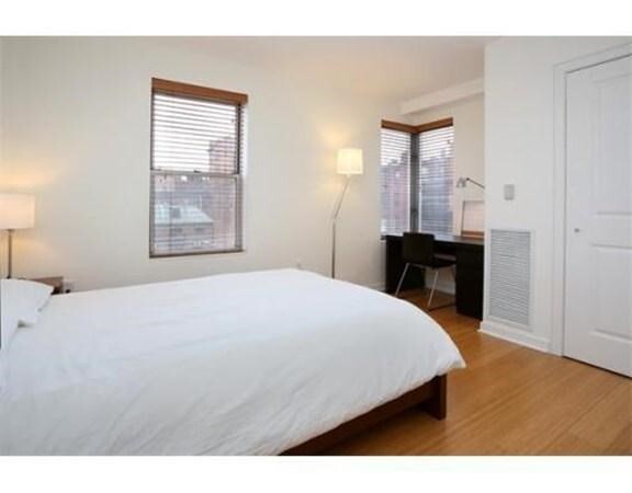 Photo - 16 Miner St Unit 302