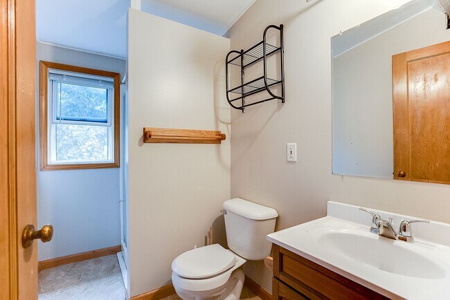 Photo - 1651 Minnehaha Ave W