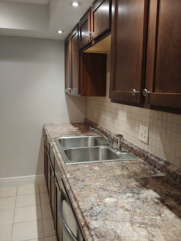 Photo - 2521 Rio Pinar Lakes Blvd